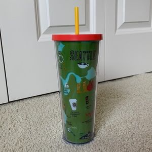 EUC Starbucks 24 oz Venti cold beverage cup with screw-on top from 2019